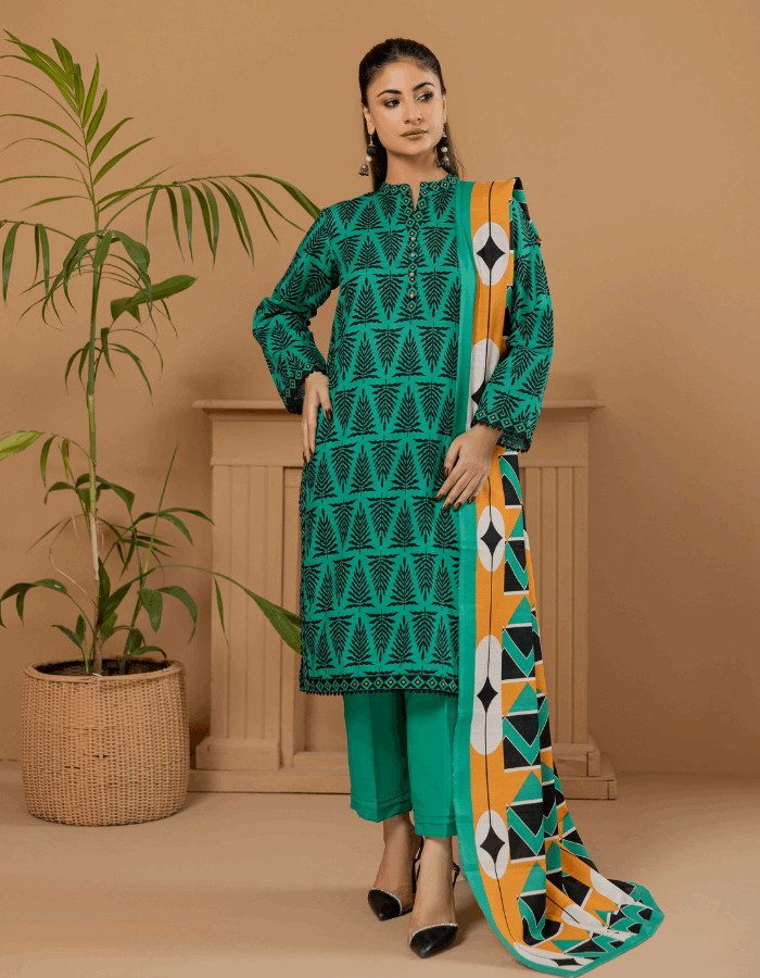 Falisha Winter's Printed Khaddar 3PC Suit