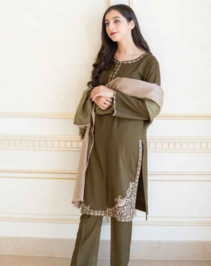 Rubab Closet's winter Dhanak 3PC Embroidered-611 - RUBAB CLOSET