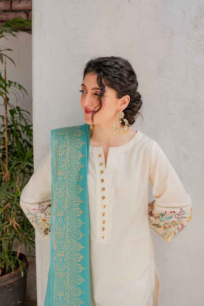 Rubab Closet's Winter  Khaddar 3PC Embroidered-624 - RUBAB CLOSET