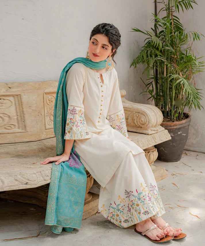Rubab Closet's Winter  Khaddar 3PC Embroidered-624 - RUBAB CLOSET