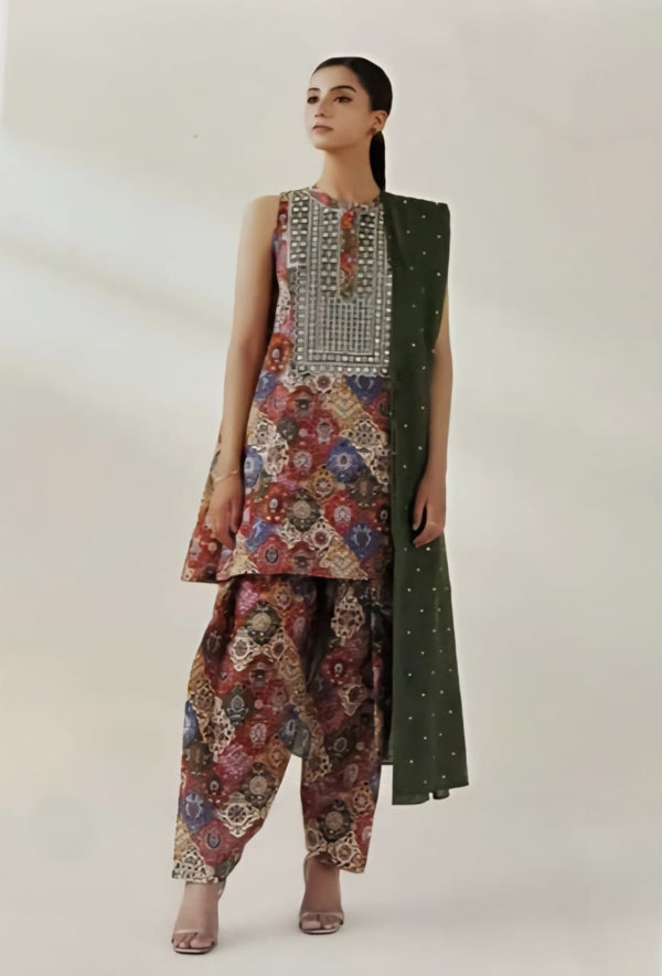 Sapphire 3Pc Embroidered Light Khaddar Suit 2SDF24V418 US