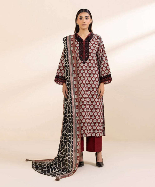 Sapphire 3Pc Embroidered Khaddar Suit U3PEDY24V97