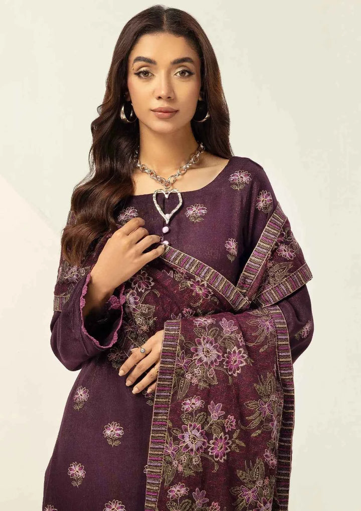 Noor-E-Chasham By Khoobsurat Peach Leather'25 NC-10