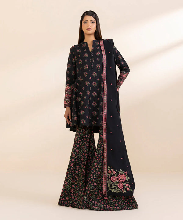 Sapphire 3Pc Embroidered khaddar Suit - U3PESG24V918