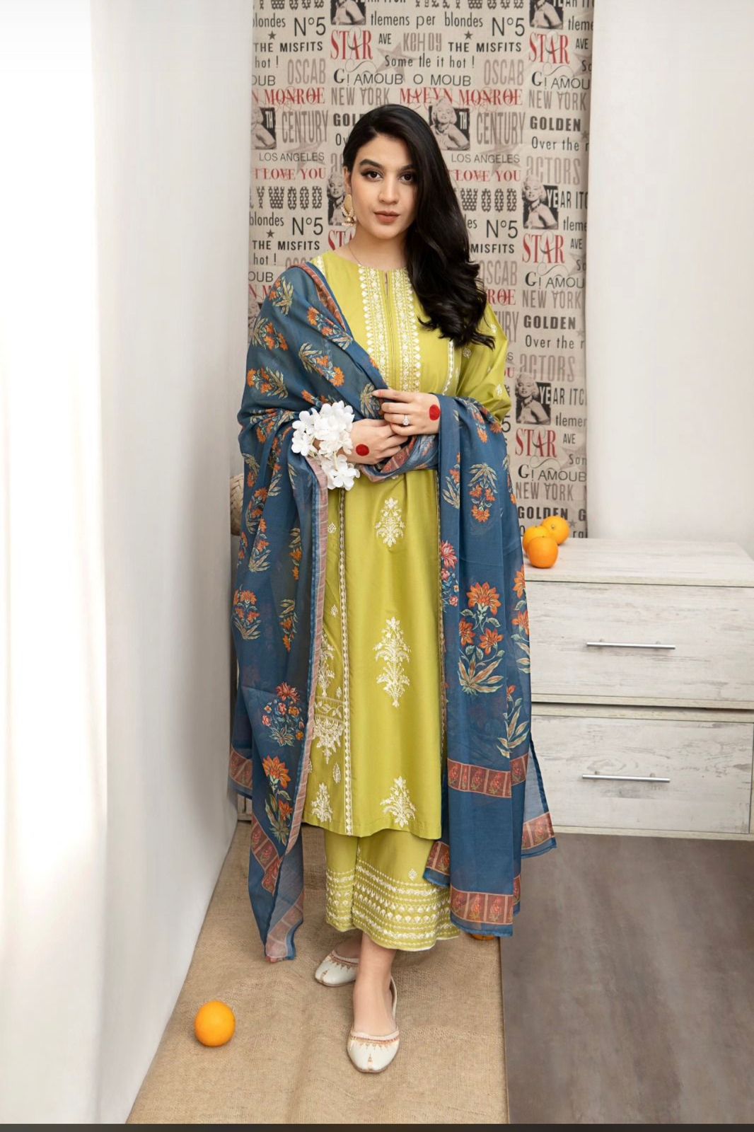 Rubab Closet Winter's 3PC Embroidered Dhannak B-060