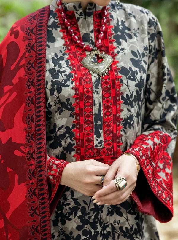 Zainab Chettoni Digital Printed Lawn with Emb Patches - D04