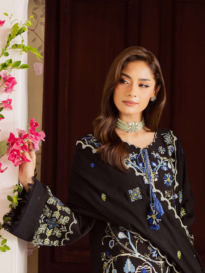 NOVA by Mahnur| 3 PC KHADDAR NK-04